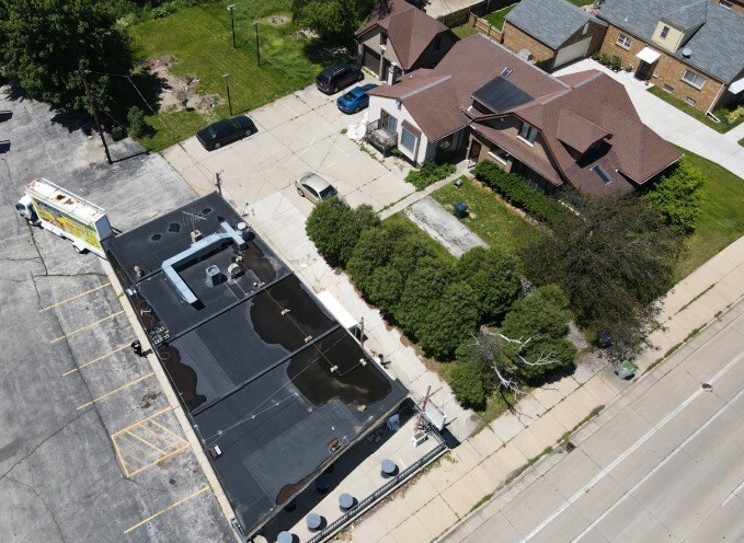 7602 W Lisbon Ave, Milwaukee, WI à vendre - Photo de l’immeuble – Image 2 sur 3