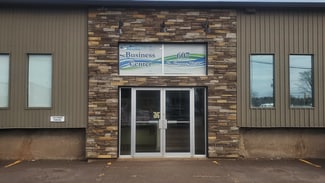 Plus de détails pour 607 St. George Blvd, Moncton, NB - Bureau à vendre