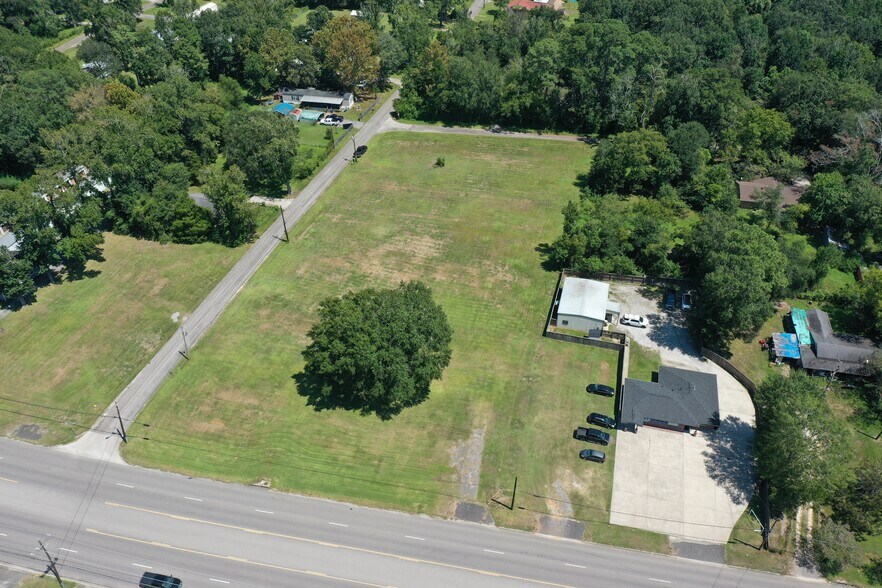 1990 N Main St, Vidor, TX à vendre - Photo de l’immeuble – Image 2 sur 11