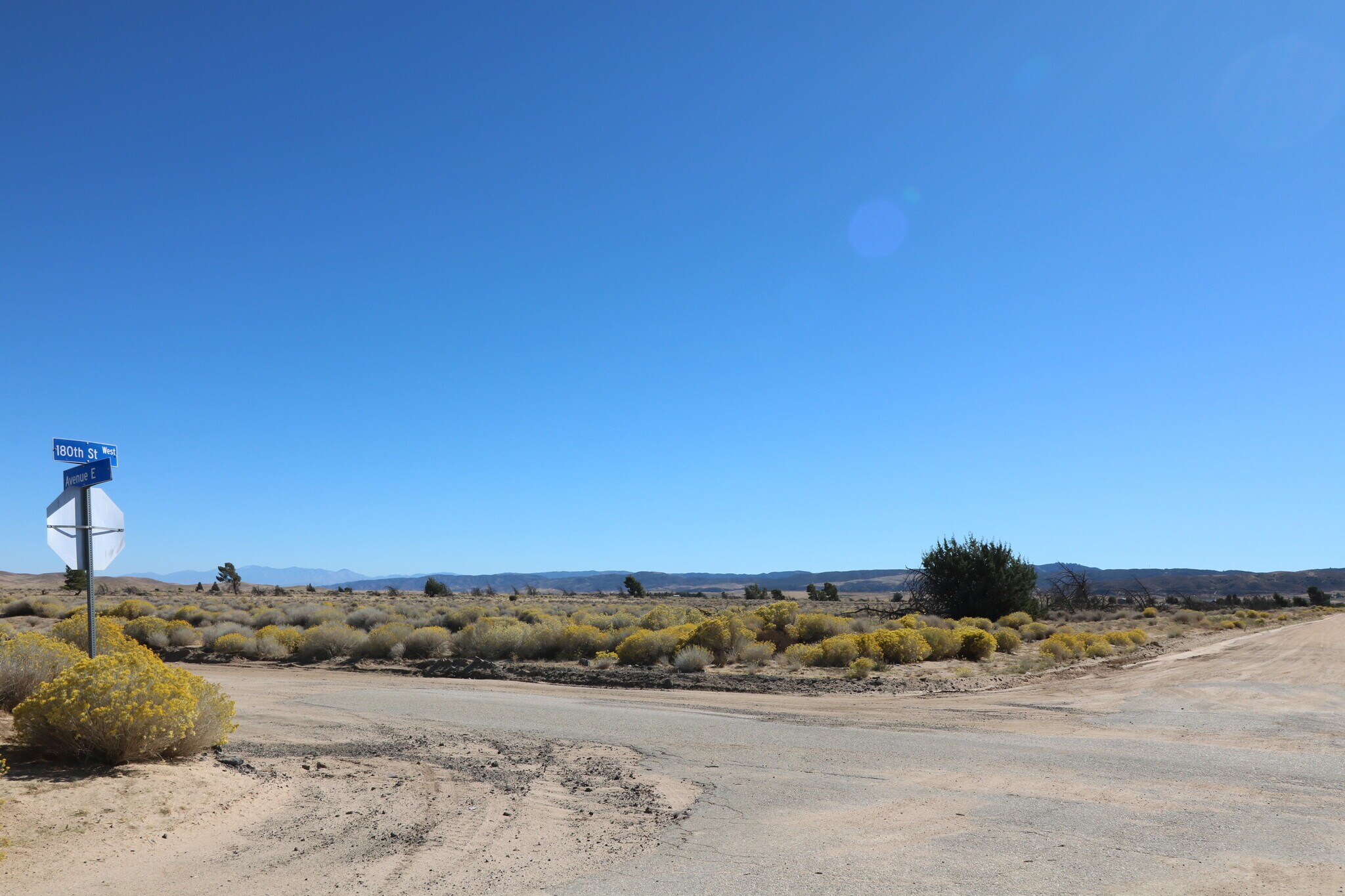 180th St, Fairmont, CA à vendre Autre– Image 1 sur 6