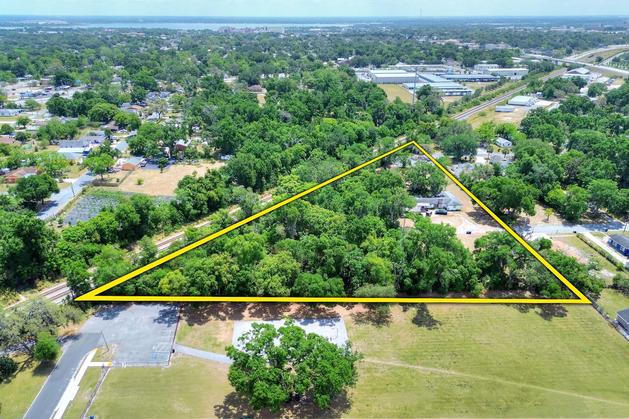 1205 Neville Ave, Lakeland, FL à vendre Aérien– Image 1 sur 6