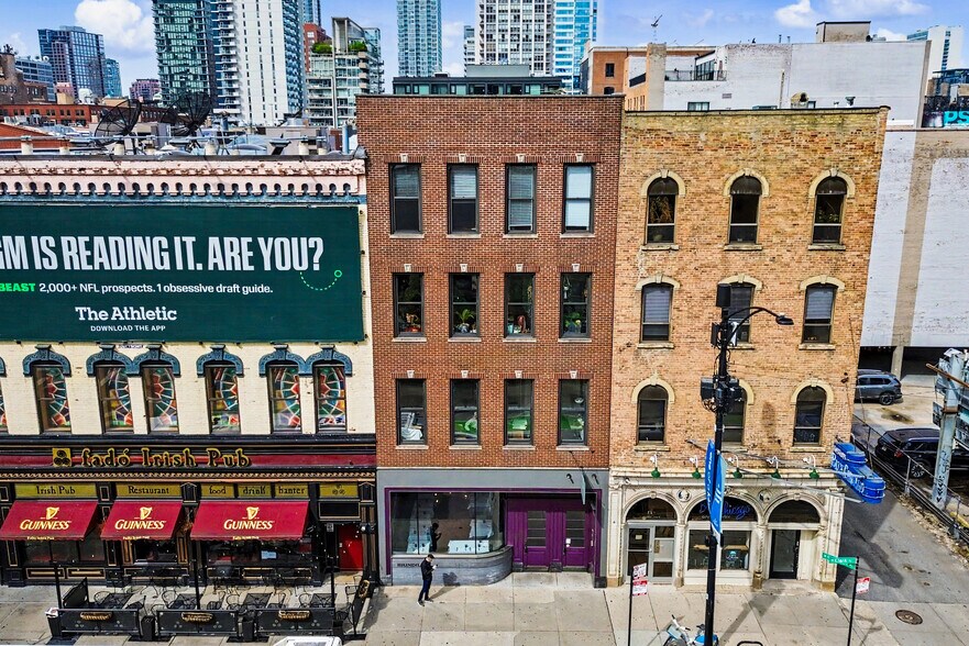 534 N Clark St, Chicago, IL à louer - Photo principale – Image 1 sur 9