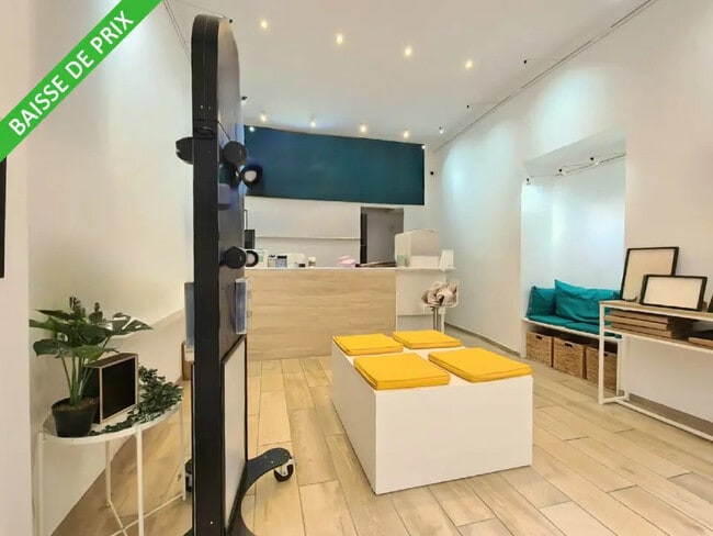 Plus de détails pour Local commercial à louer