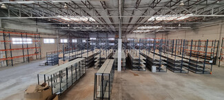 Plus de détails pour Industriel/Logistique à louer
