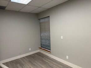 8835 SW Canyon Ln, Portland, OR à louer Photo intérieure– Image 1 sur 7