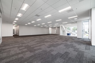 2001 E Dominguez St, Carson, CA à louer Numérisation 3D Matterport– Image 1 sur 22