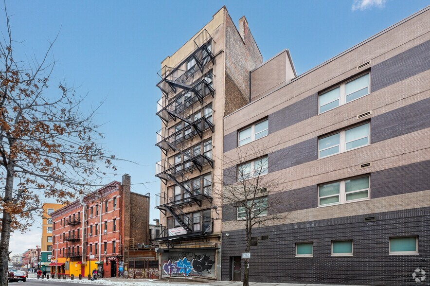 368 E 148th St, Bronx, NY à vendre - Photo de l’immeuble – Image 3 sur 4