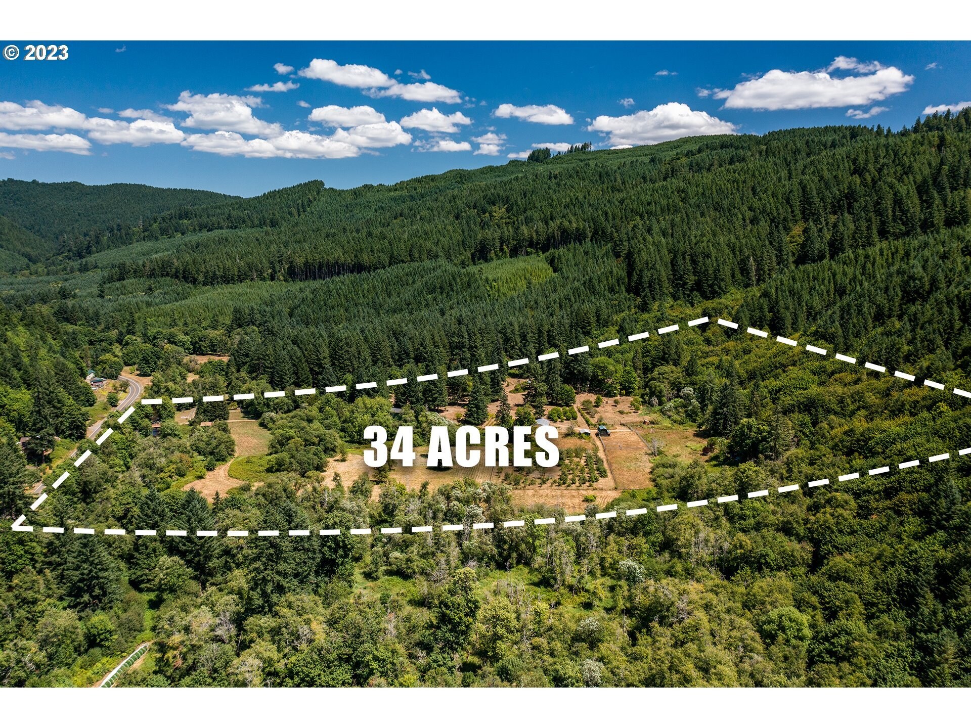 18624 Highway 36, Blachly, OR à vendre Photo principale– Image 1 sur 18