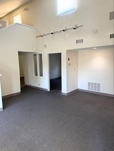 1028 N Lake Ave, Pasadena, CA à louer Photo intérieure– Image 1 sur 5