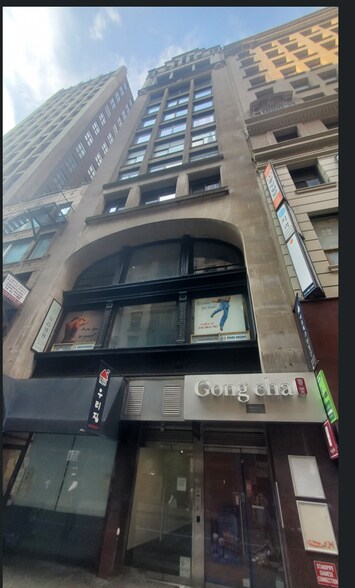 12 W 32nd St, New York, NY à louer - Photo de l’immeuble – Image 3 sur 19