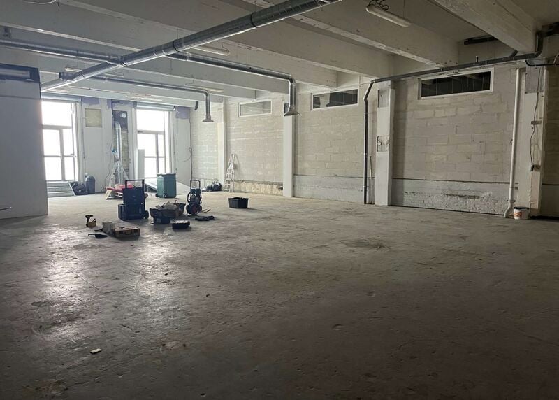 Local d’activités dans Lille à louer - Photo de l’immeuble – Image 1 sur 6
