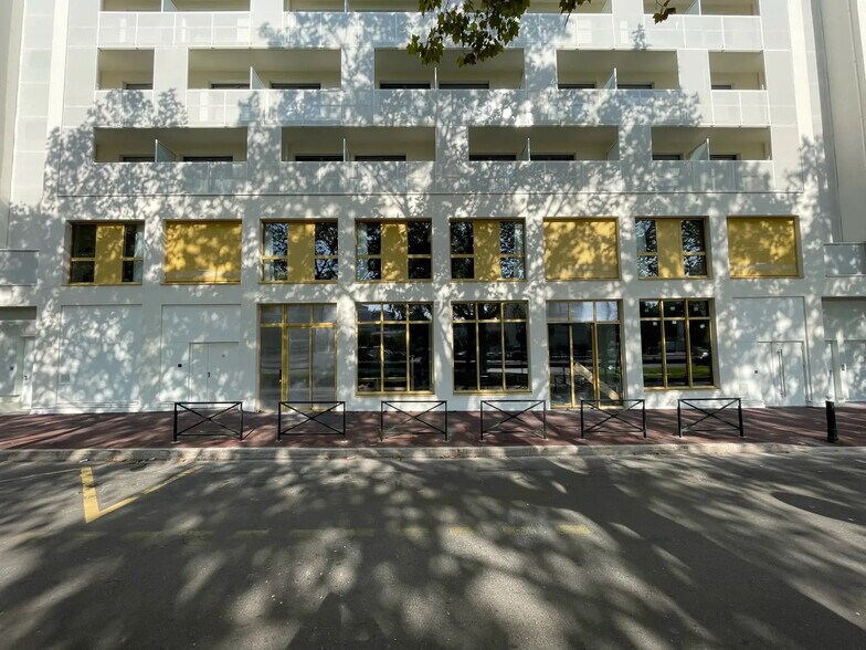 60 Avenue Du Général De Gaulle, Puteaux à vendre - Photo de l’immeuble – Image 1 sur 1