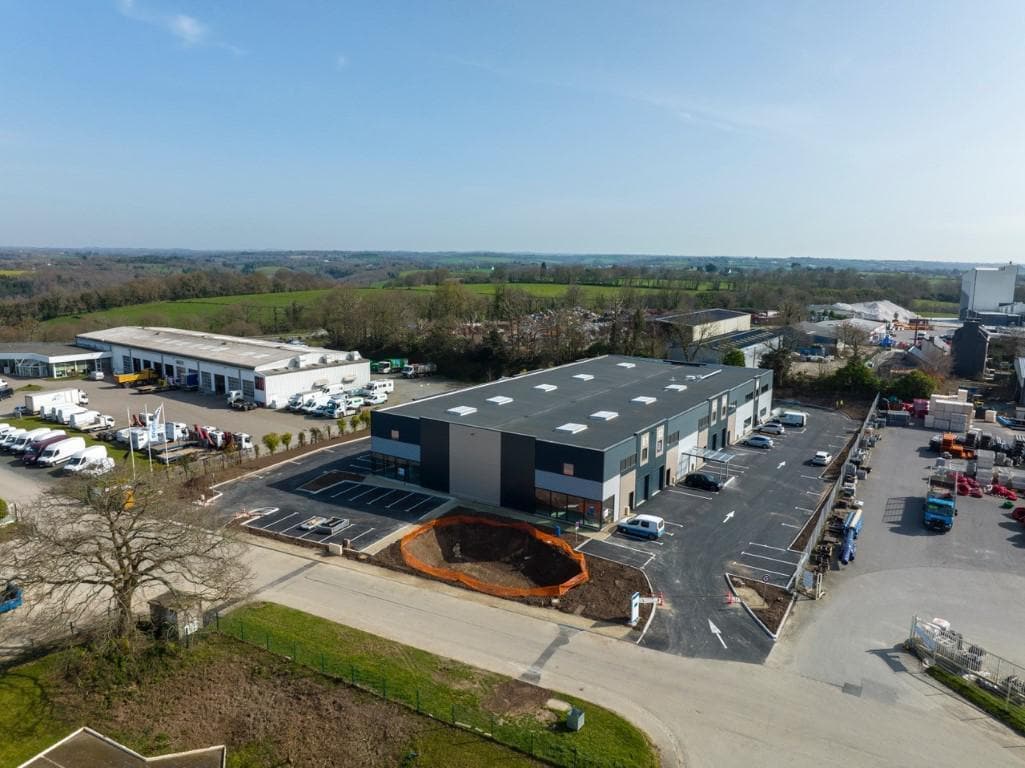 Local d’activités dans Quimper à louer Aérien– Image 1 sur 4