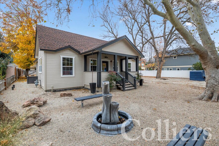 342 E Idaho St, Eagle, ID à louer - Photo de l’immeuble – Image 2 sur 12