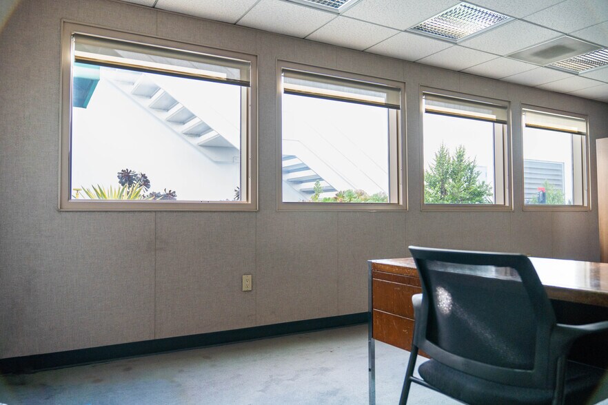 7800 Beverly Blvd, Los Angeles, CA à louer - Photo intérieure – Image 2 sur 8