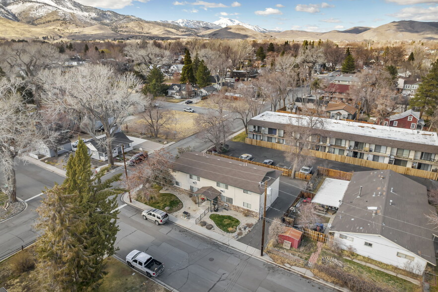 314 W Eighth St, Carson City, NV à vendre - Photo de l’immeuble – Image 3 sur 6
