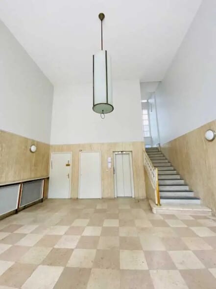 Bureau dans Le Havre à vendre - Photo de l’immeuble – Image 2 sur 5
