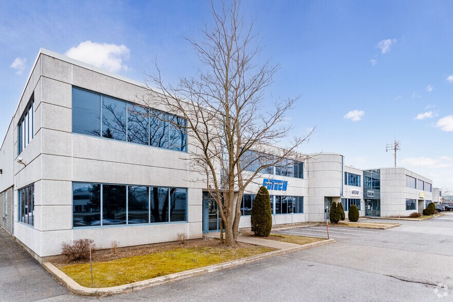 4050 Boul Poirier, Montréal, QC à louer - Photo de l’immeuble – Image 2 sur 7