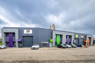 Plus de détails pour Local d'activités à louer