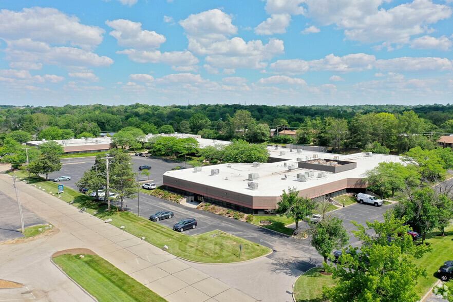 11800-11846 Borman Dr, Saint Louis, MO à louer - Photo de l’immeuble – Image 3 sur 5