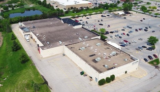 Plus de détails pour 255 Collins Rd NE, Cedar Rapids, IA - Local commercial à vendre