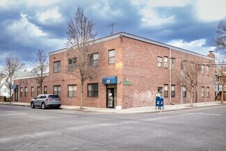Plus de détails pour 35 N Tyson Ave, Floral Park, NY - Bureau à louer