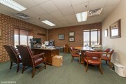 06_9401SPulaskiRd_54002_ExecutiveOffice_MRED_2000x1333