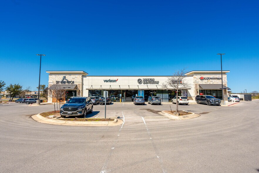 1825 Crystal Falls Pky, Leander, TX à vendre - Photo de l’immeuble – Image 2 sur 6
