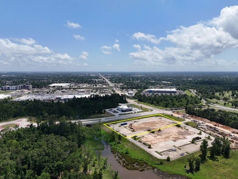 2995 Lauberge Ave, Lake Charles, LA à vendre - Photo principale – Image 1 sur 2