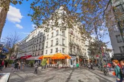 147 Rue Saint-Martin, Paris à louer Photo de l’immeuble– Image 1 sur 6