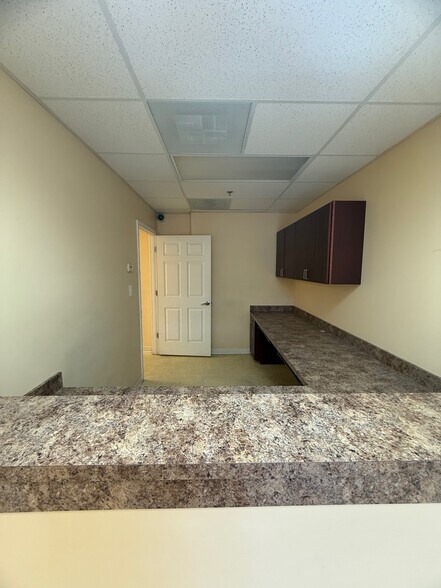 10260-10268 Baltimore National Pike, Ellicott City, MD à louer - Photo de l’immeuble – Image 2 sur 10