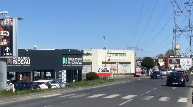 Plus de détails pour Local commercial à louer