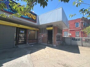 1334 E Gun Hill Rd, Bronx, NY à louer Photo intérieure– Image 1 sur 7