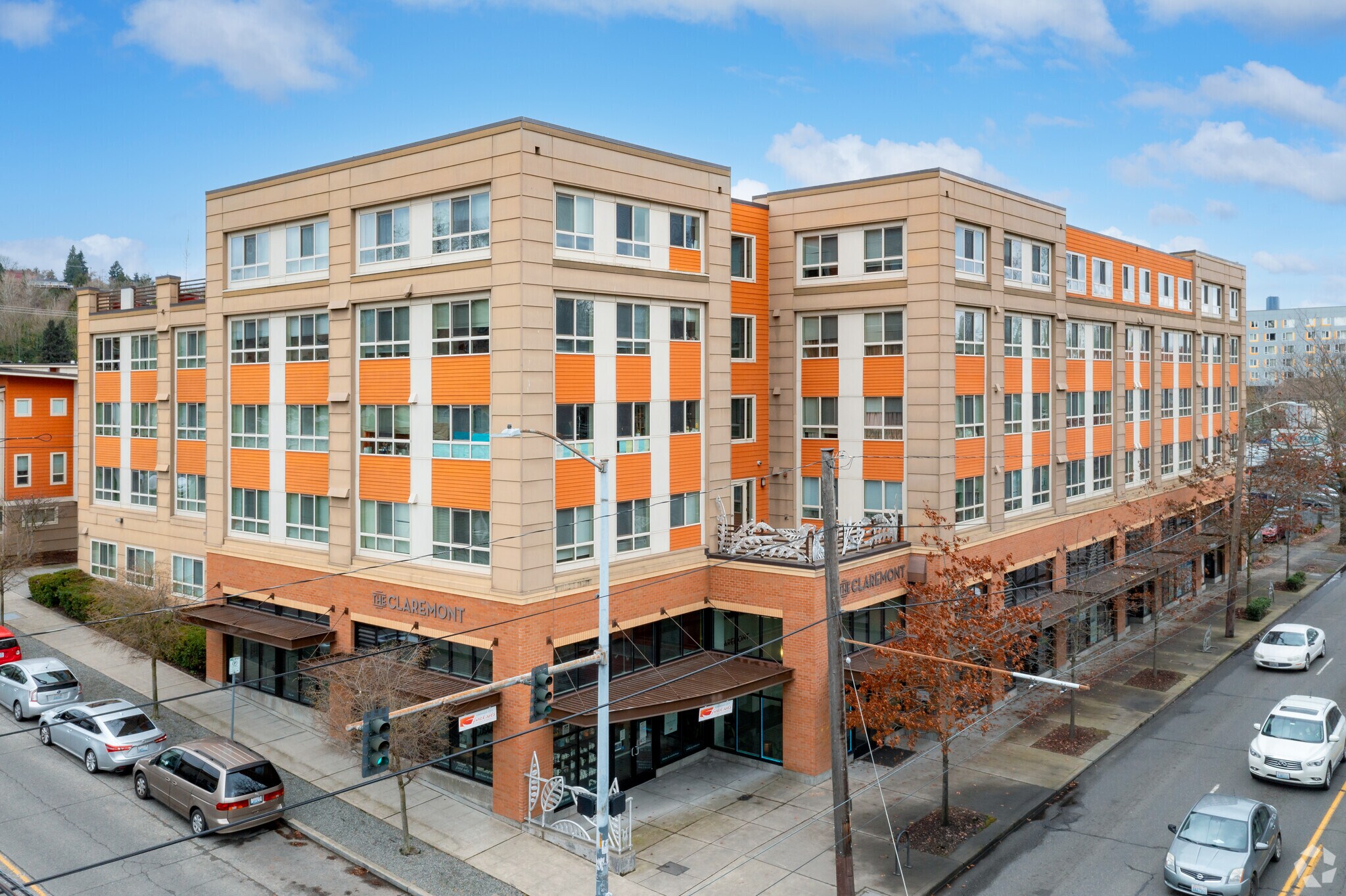 3333 Rainier Ave S, Seattle, WA à louer Photo principale– Image 1 sur 11