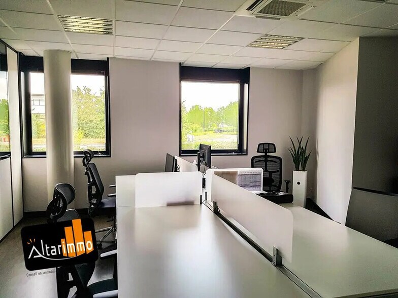 Bureau dans Chartres à louer - Photo de l’immeuble – Image 3 sur 4