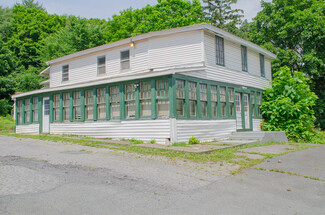 Plus de détails pour 1620 Columbia Tpke, Castleton On Hudson, NY - Local commercial à vendre