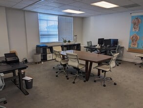 280 S Beverly Dr, Beverly Hills, CA à louer Photo de l’immeuble– Image 2 sur 10