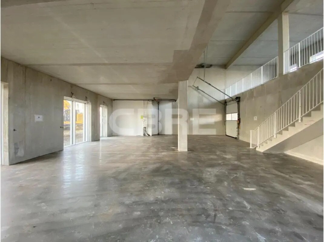 Local d'activités dans Bruges à vendre Photo intérieure– Image 1 sur 14