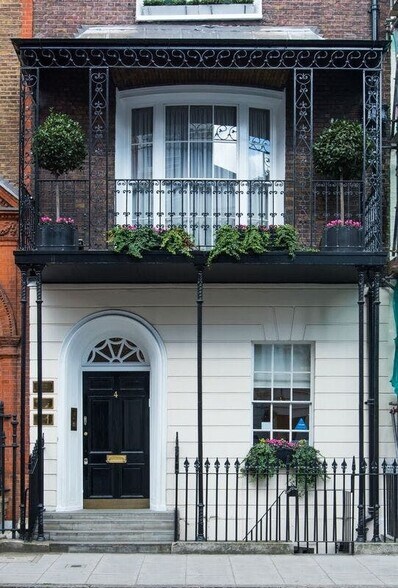 4 Hill St, Londres à louer - Photo de l’immeuble – Image 2 sur 11