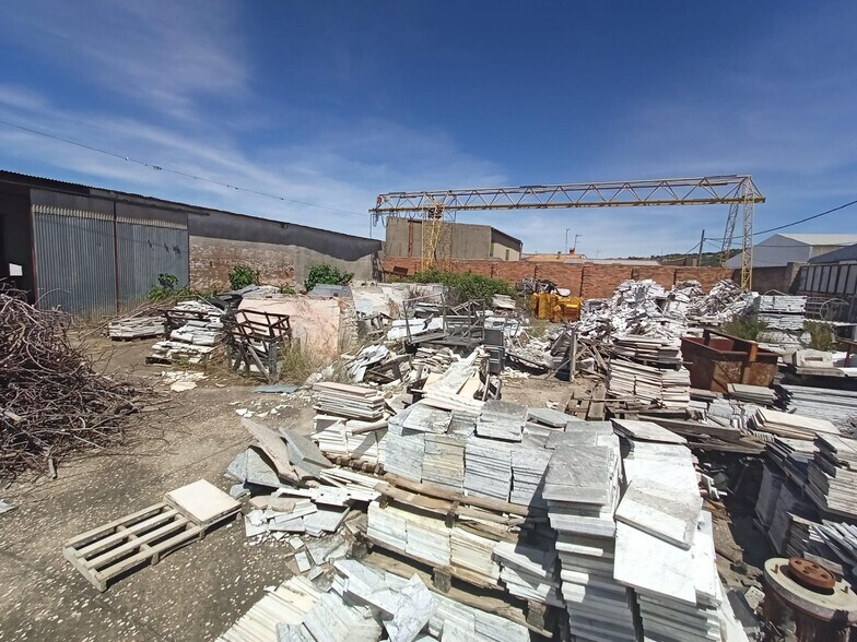 Terrain dans Cáceres, Cáceres à vendre - Photo de la construction – Image 3 sur 4
