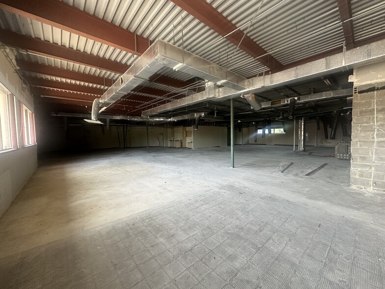 2921 Erie Blvd E, Syracuse, NY à louer - Photo de l’immeuble – Image 2 sur 4