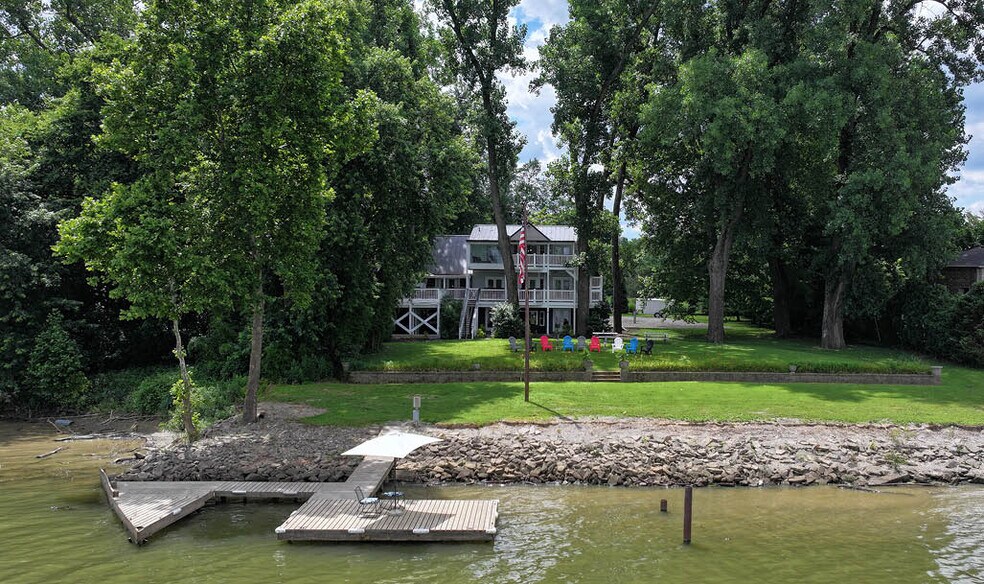 3227 River Rd, Louisville, KY à vendre - Photo de l’immeuble – Image 2 sur 42