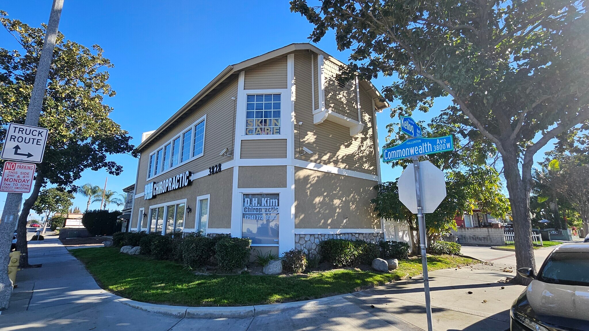 3828 W Commonwealth Ave, Fullerton, CA à louer Photo principale– Image 1 sur 32