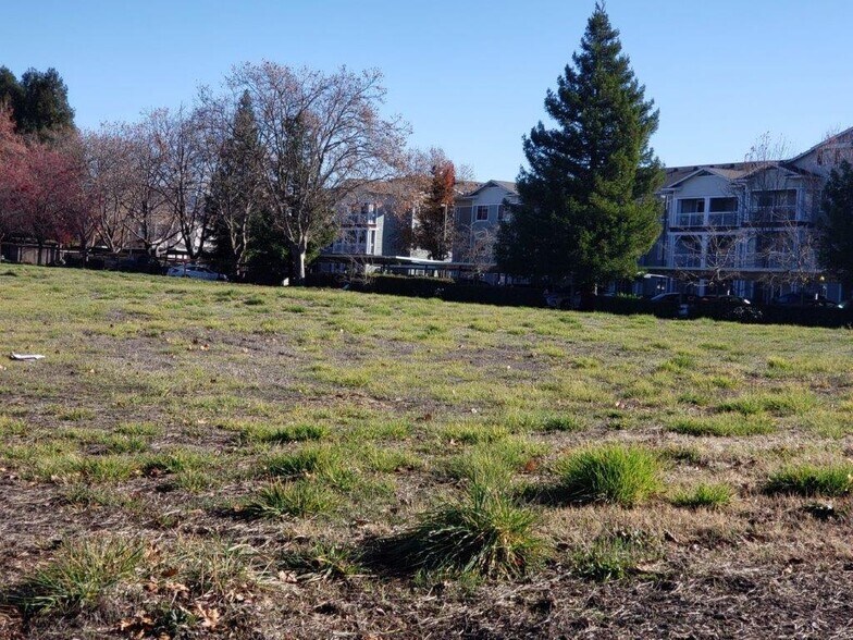 1401 Medical Center, Rohnert Park, CA à vendre - Photo de l’immeuble – Image 3 sur 3