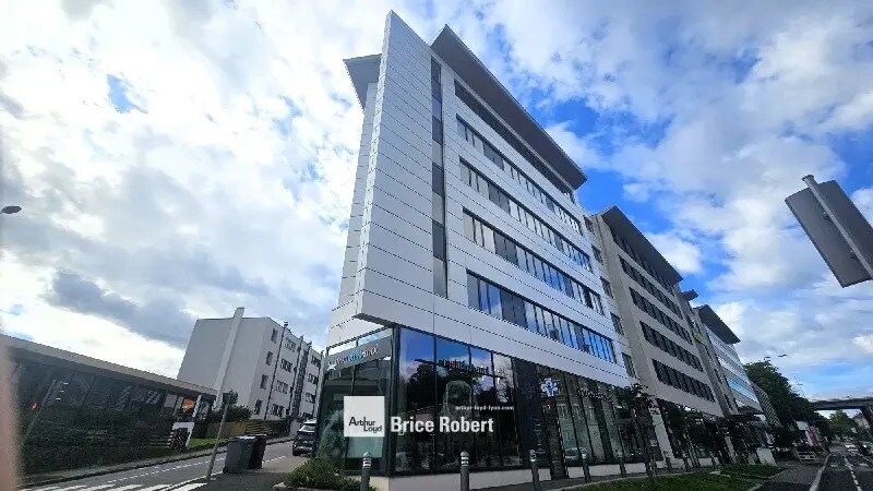 Bureau dans Tassin-la-Demi-Lune à louer Photo de l’immeuble– Image 1 sur 11