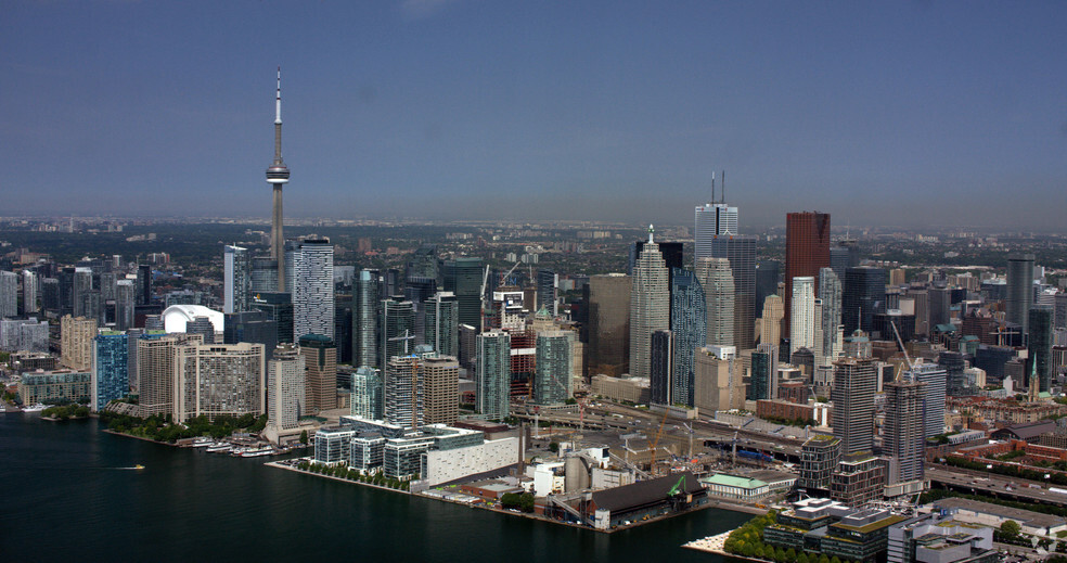 36 King St E, Toronto, ON à louer - Aérien – Image 2 sur 7