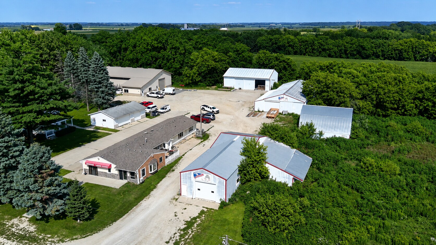 6906 38th Ave SE, Rochester, MN à vendre Photo de l’immeuble– Image 1 sur 41