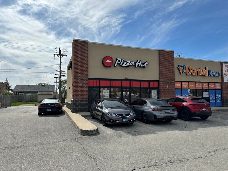 5836 S Harlem Ave, Summit, IL à louer - Photo de l’immeuble – Image 1 sur 8