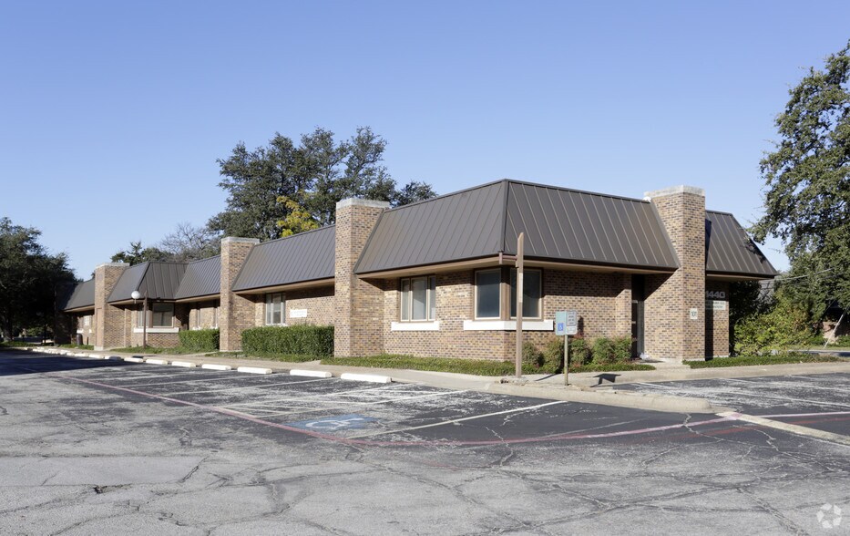 1440 N MacArthur Blvd, Irving, TX à vendre - Photo de l’immeuble – Image 2 sur 9