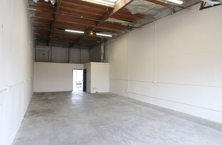 285 E Mill St, San Bernardino, CA à louer Photo intérieure– Image 1 sur 2